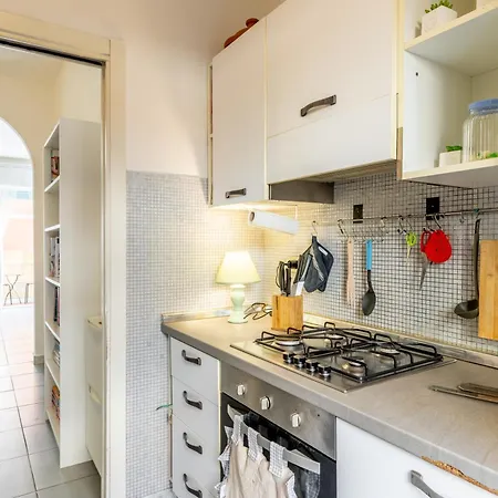 Casa In Centro A Carrara